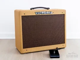 Б/У Комбоусилитель для электрогитары Custom Victoria Vicky Vibe Jr. ламповый, tweed (Princeton-style), с кастомными модификациями