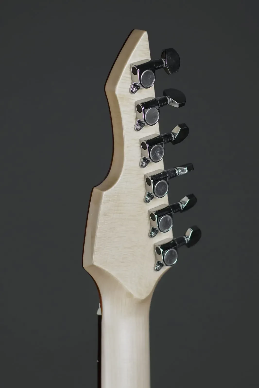 Изображение №7