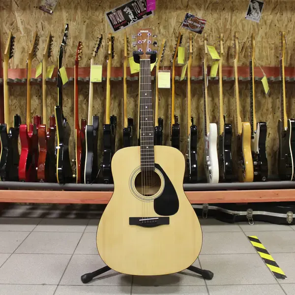 Акустическая гитара Yamaha F310 Gigbag Indonesia 2020s