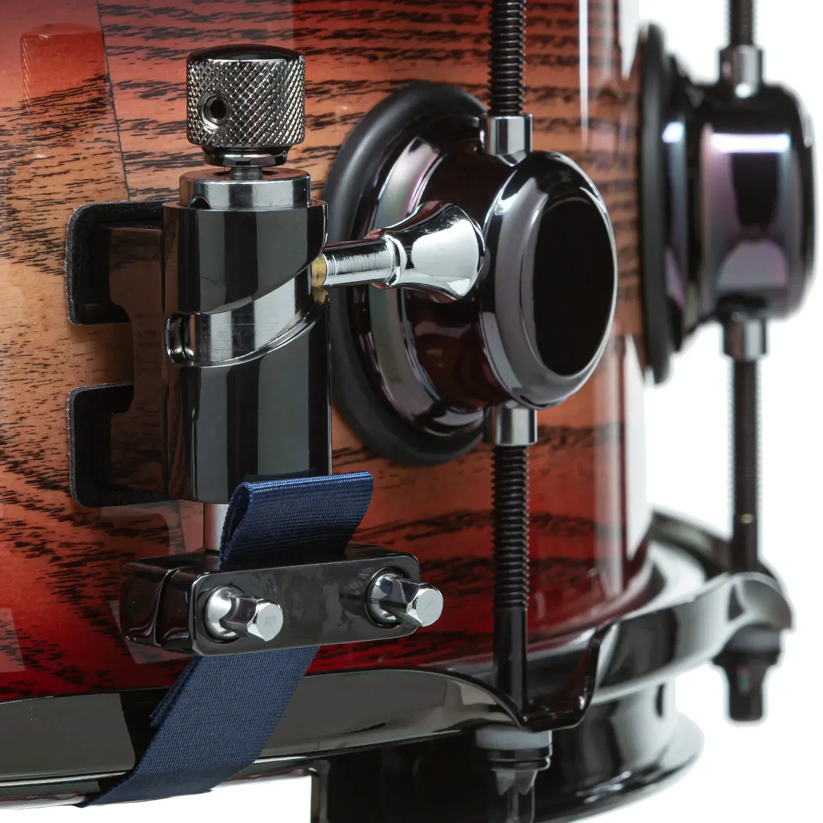 Изображение №6