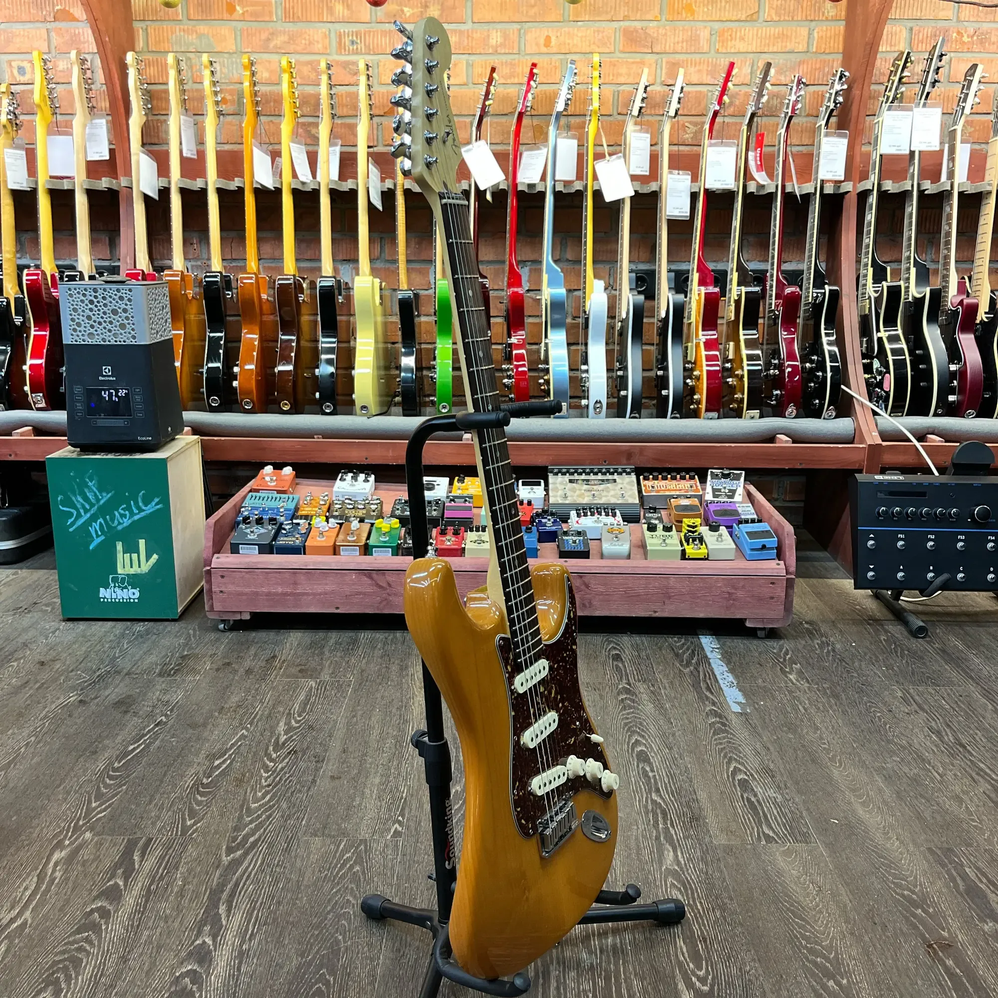 Изображение №6