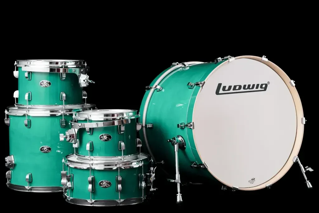Барабанная установка Ludwig LCEM52207 Evolution Maple, зелёная