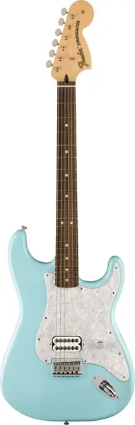 Электрогитара Fender Limited Edition Tom Delonge Stratocaster Daphne Blue w/ Deluxe Gig Bag