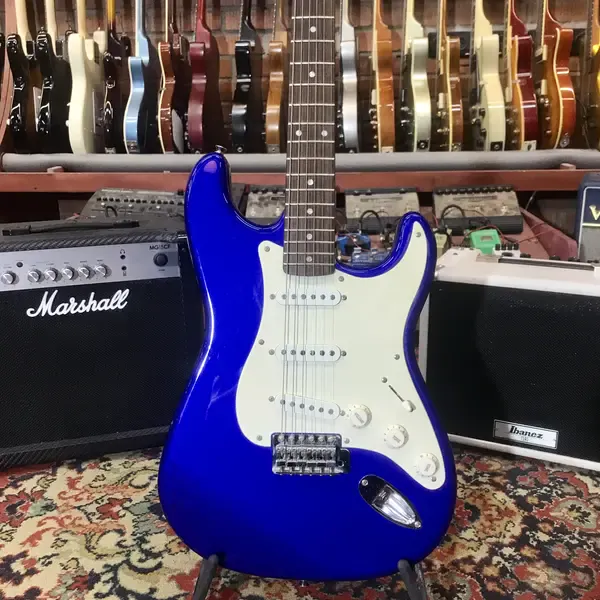 Электрогитара Squier by Fender Affinity Stratocaster SSS Blue China 2009