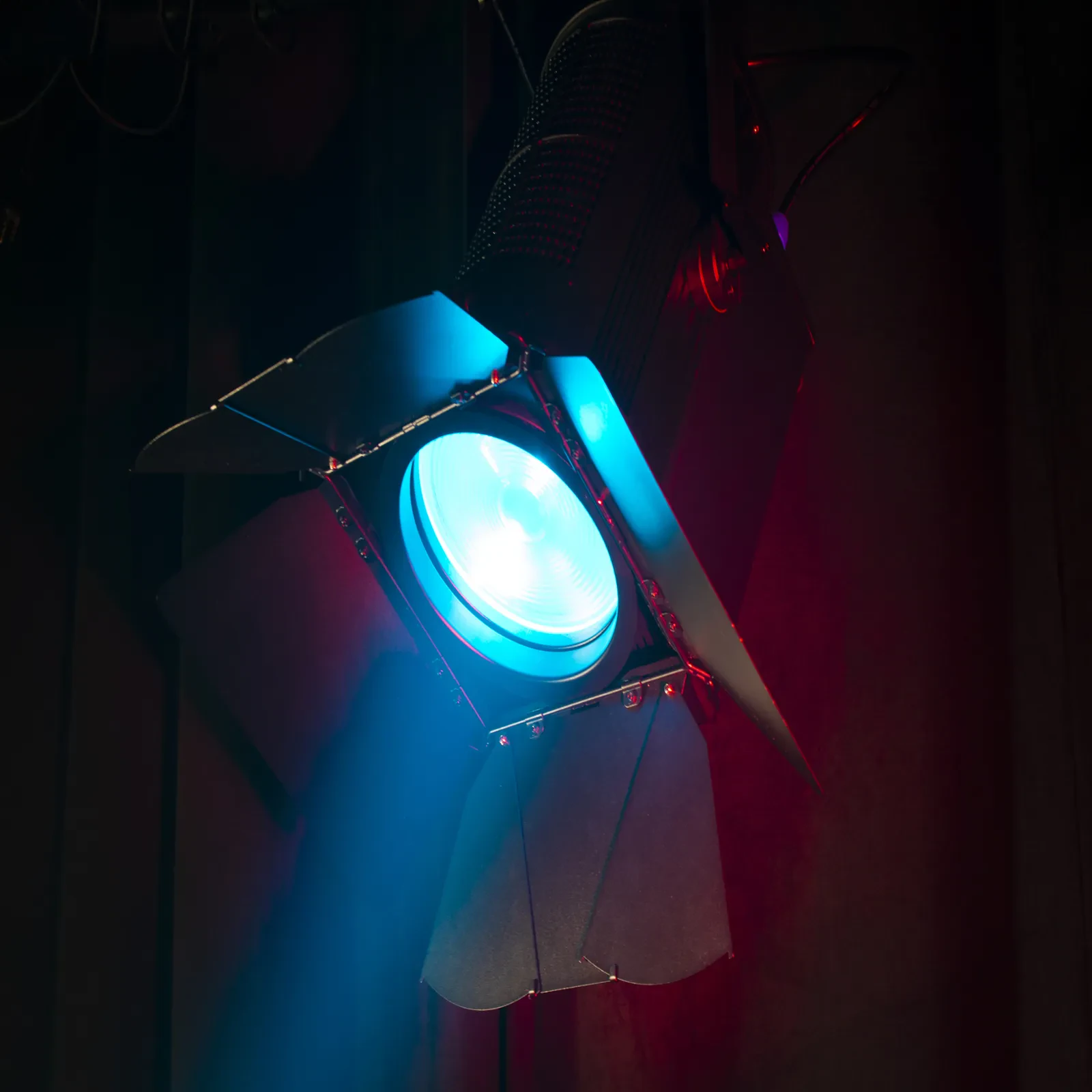 Изображение №6