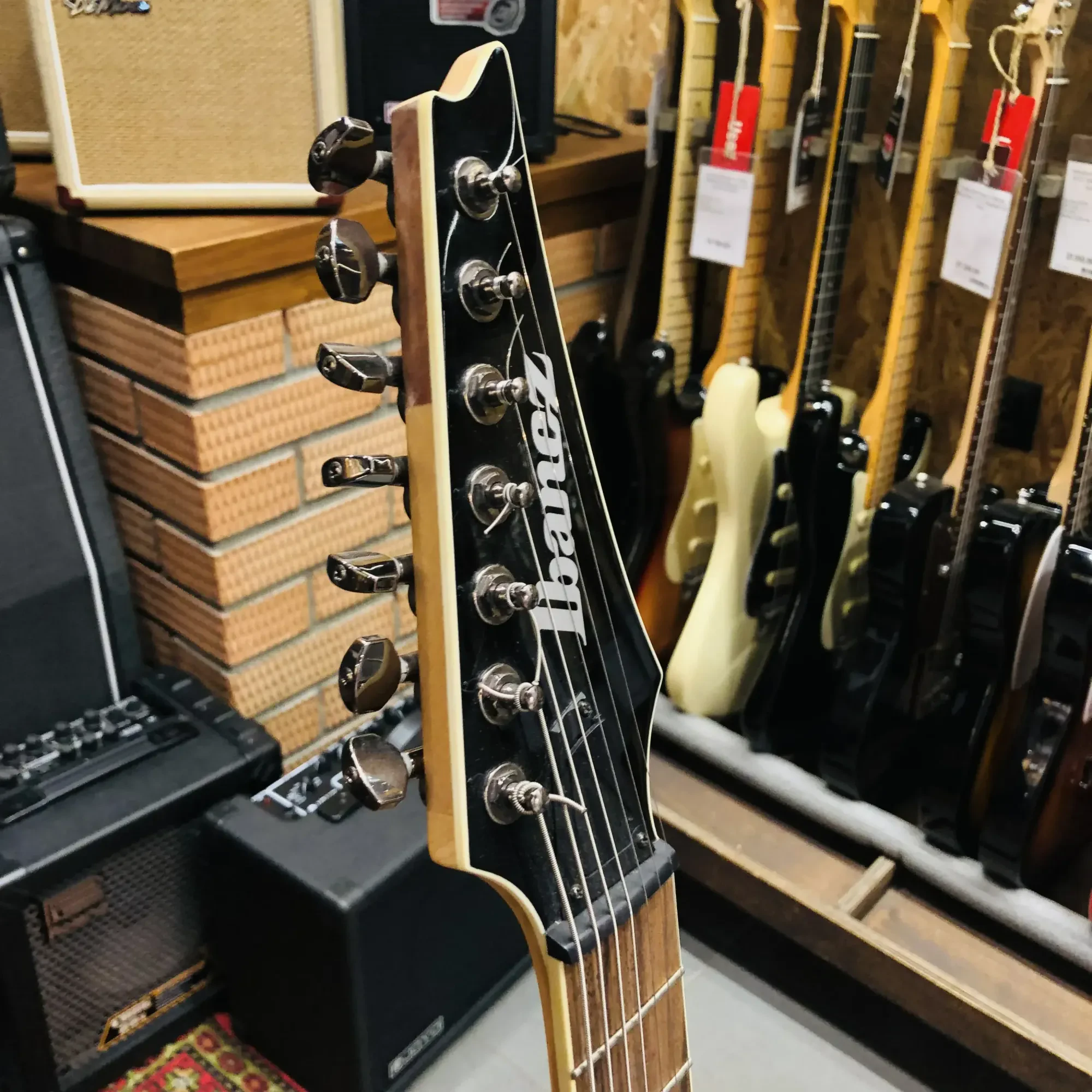 Изображение №8