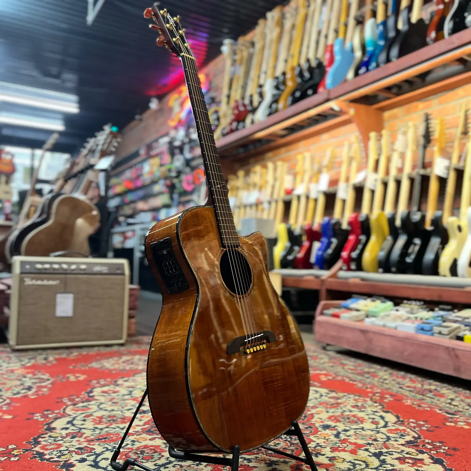 Изображение №6