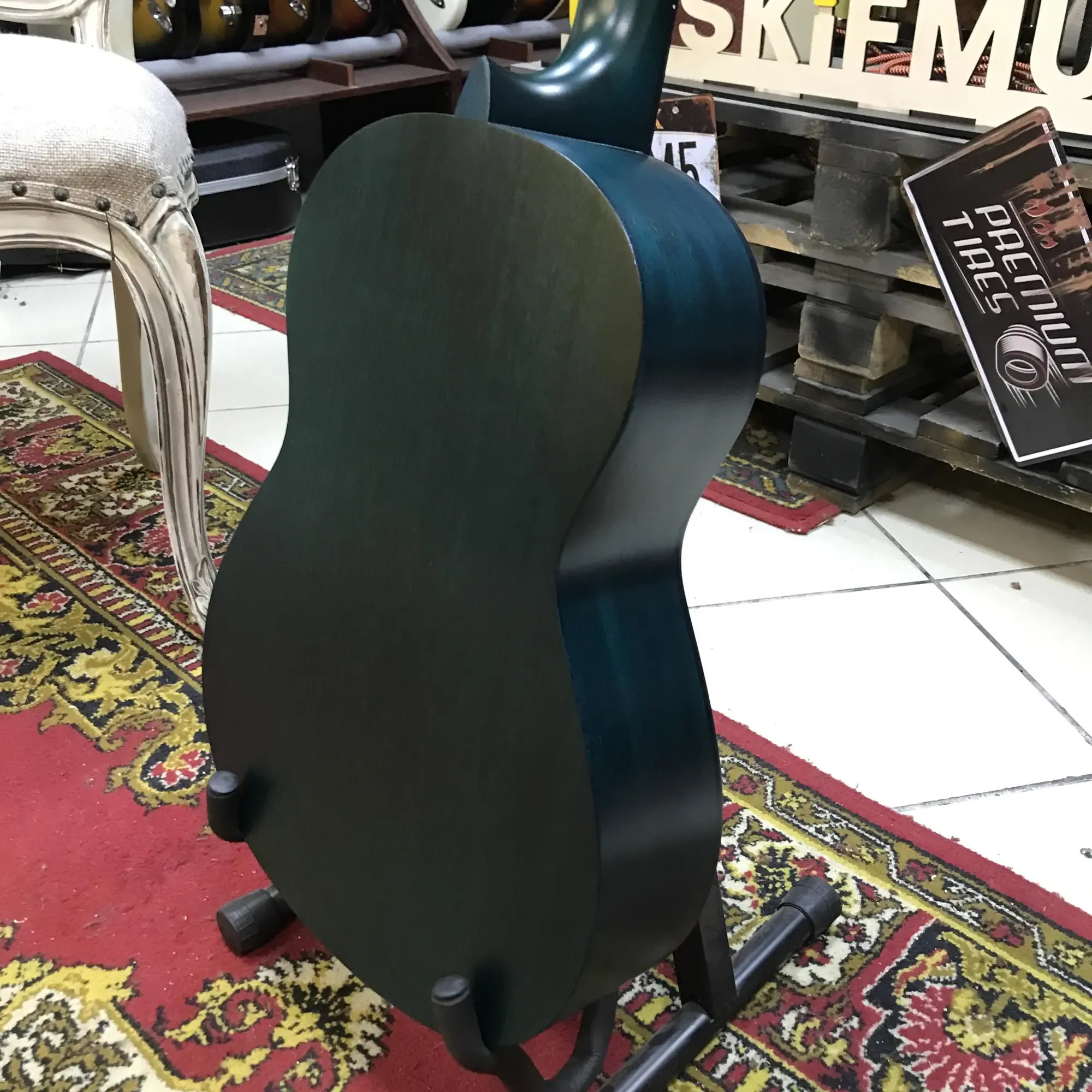 Изображение №11