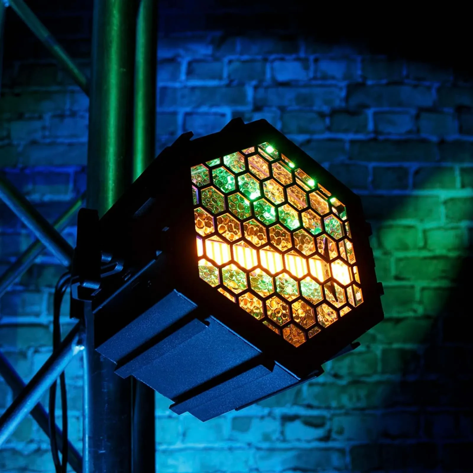 Изображение №4