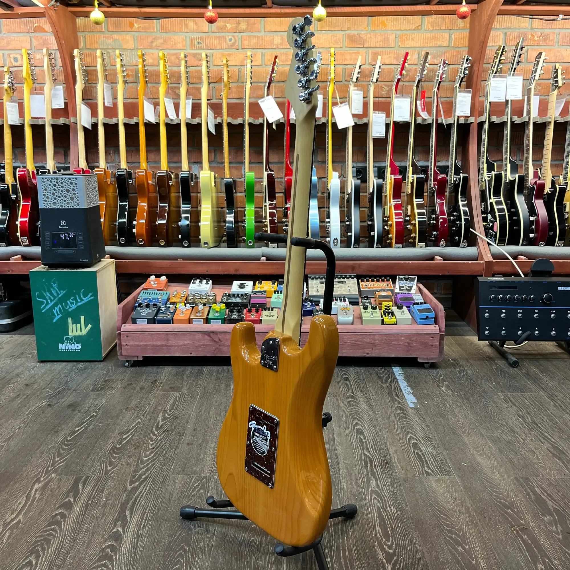 Изображение №11