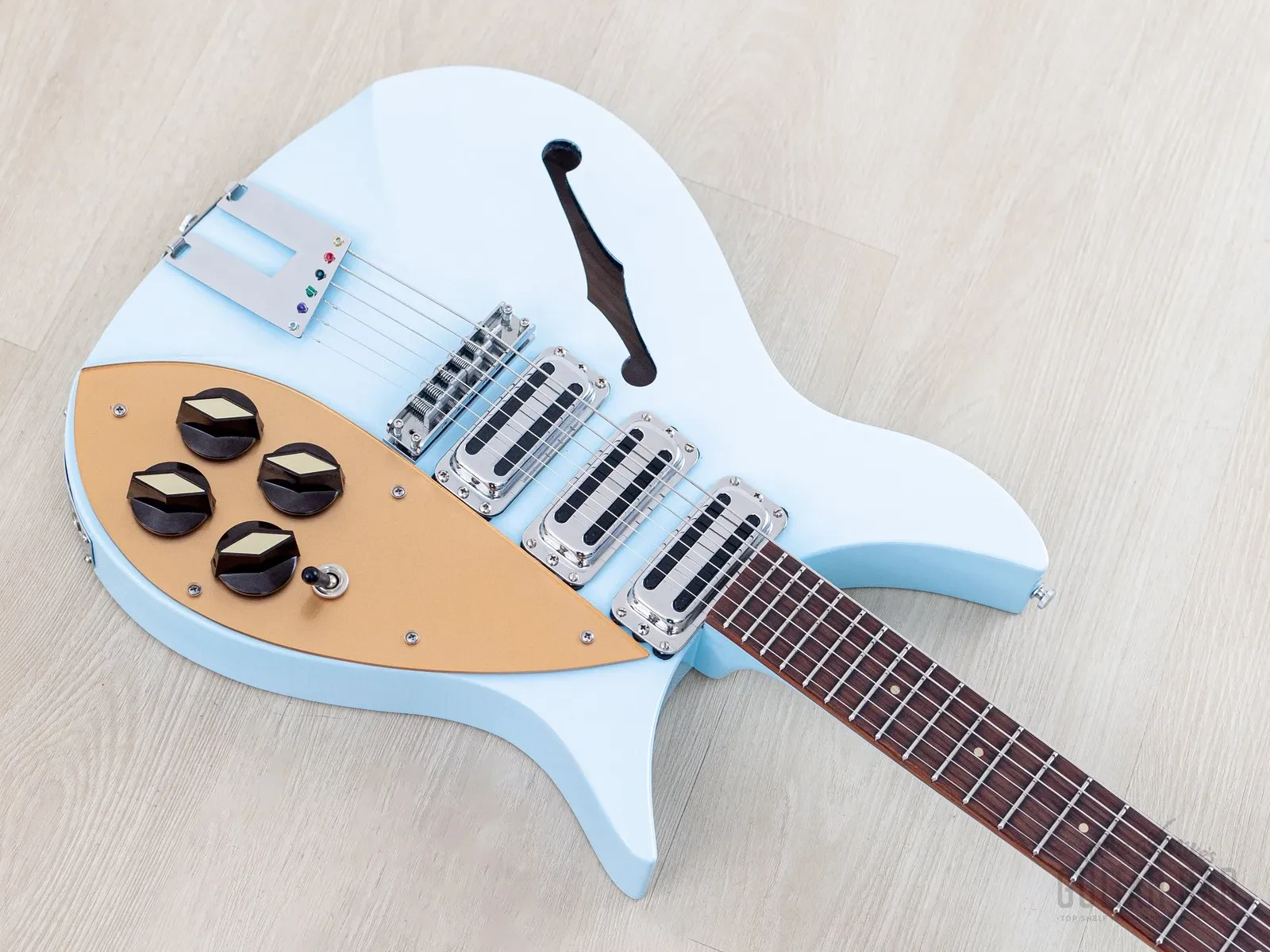 Изображение №10