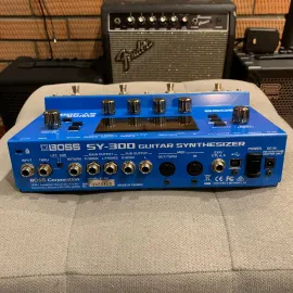 Гитарный синтезатор Boss SY-300 Taiwan 2015