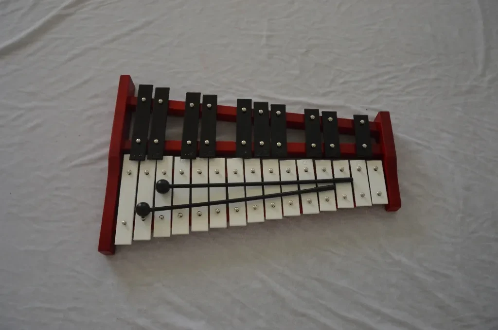 Металлофон TJW HYTL25R 25 нот с чехлом