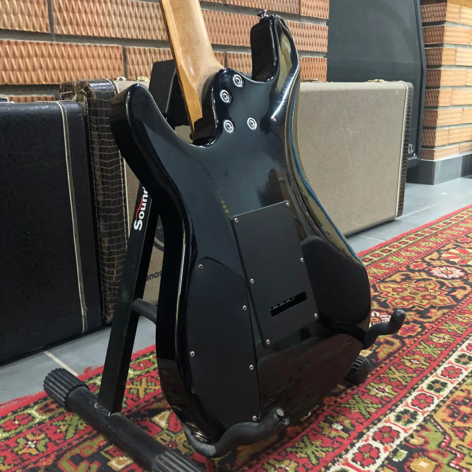 Изображение №11