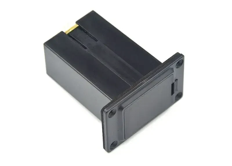 Батарейный отсек Belcat BH-300