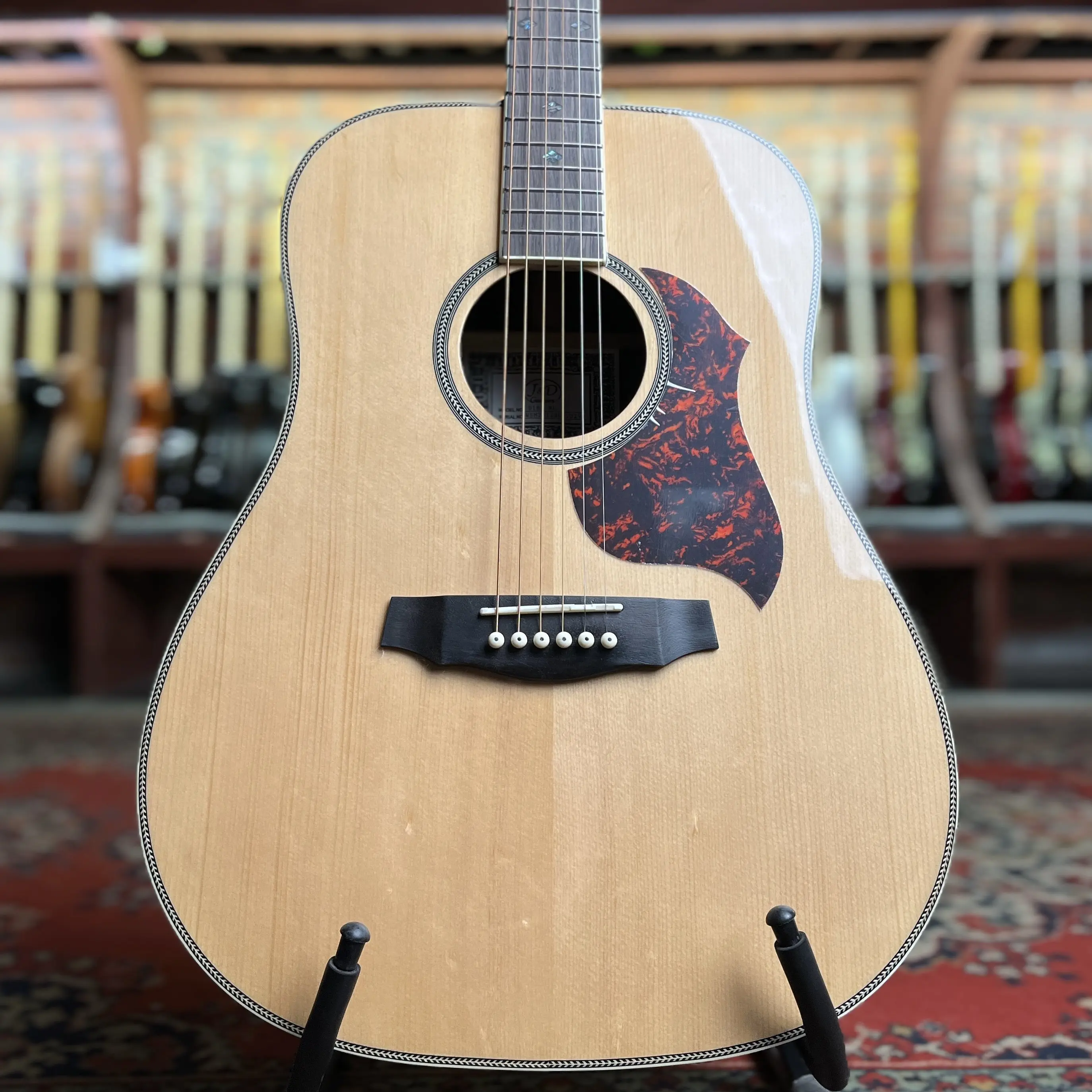 Акустическая гитара J&D Guitars D-180 Dreadnought Natural
