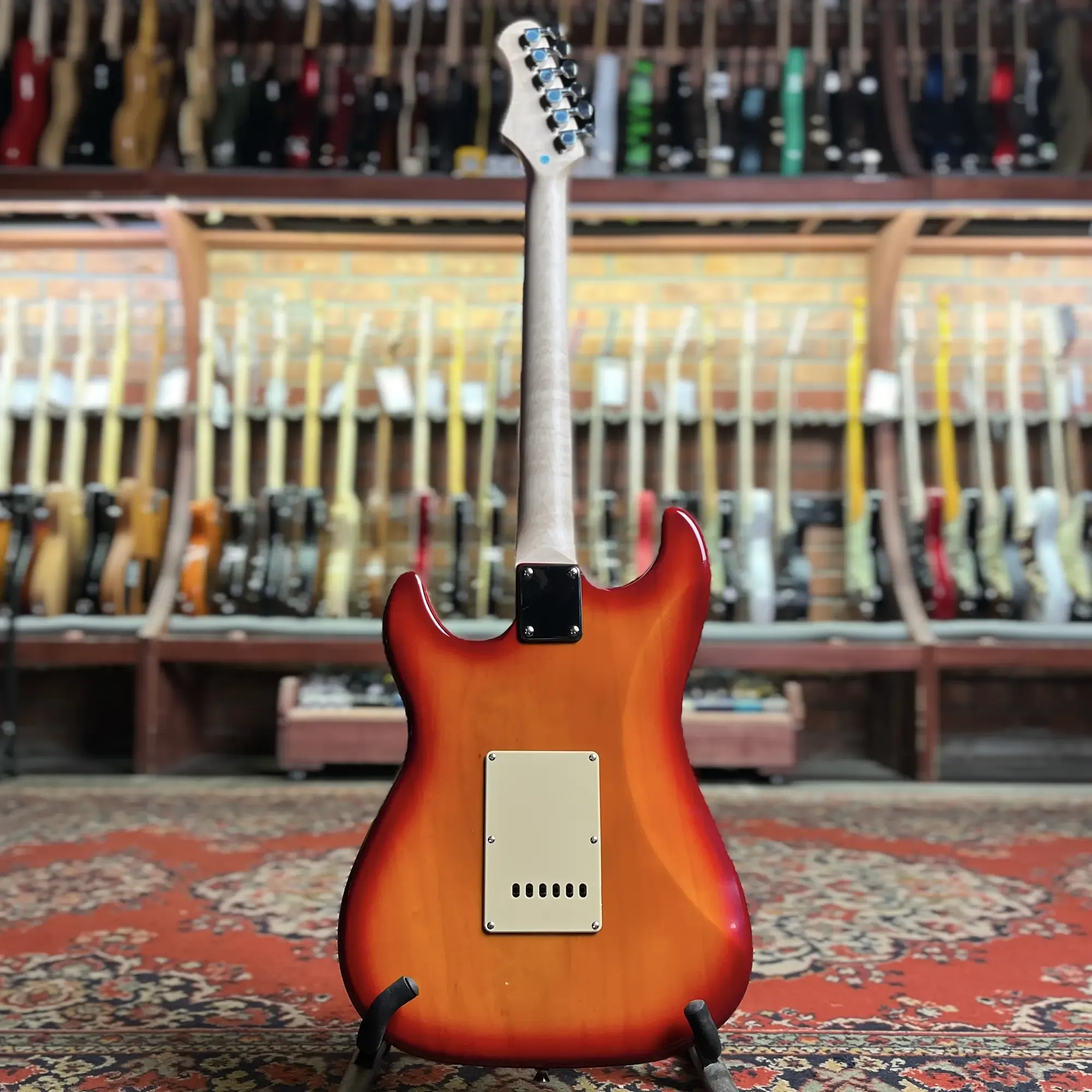 Изображение №4