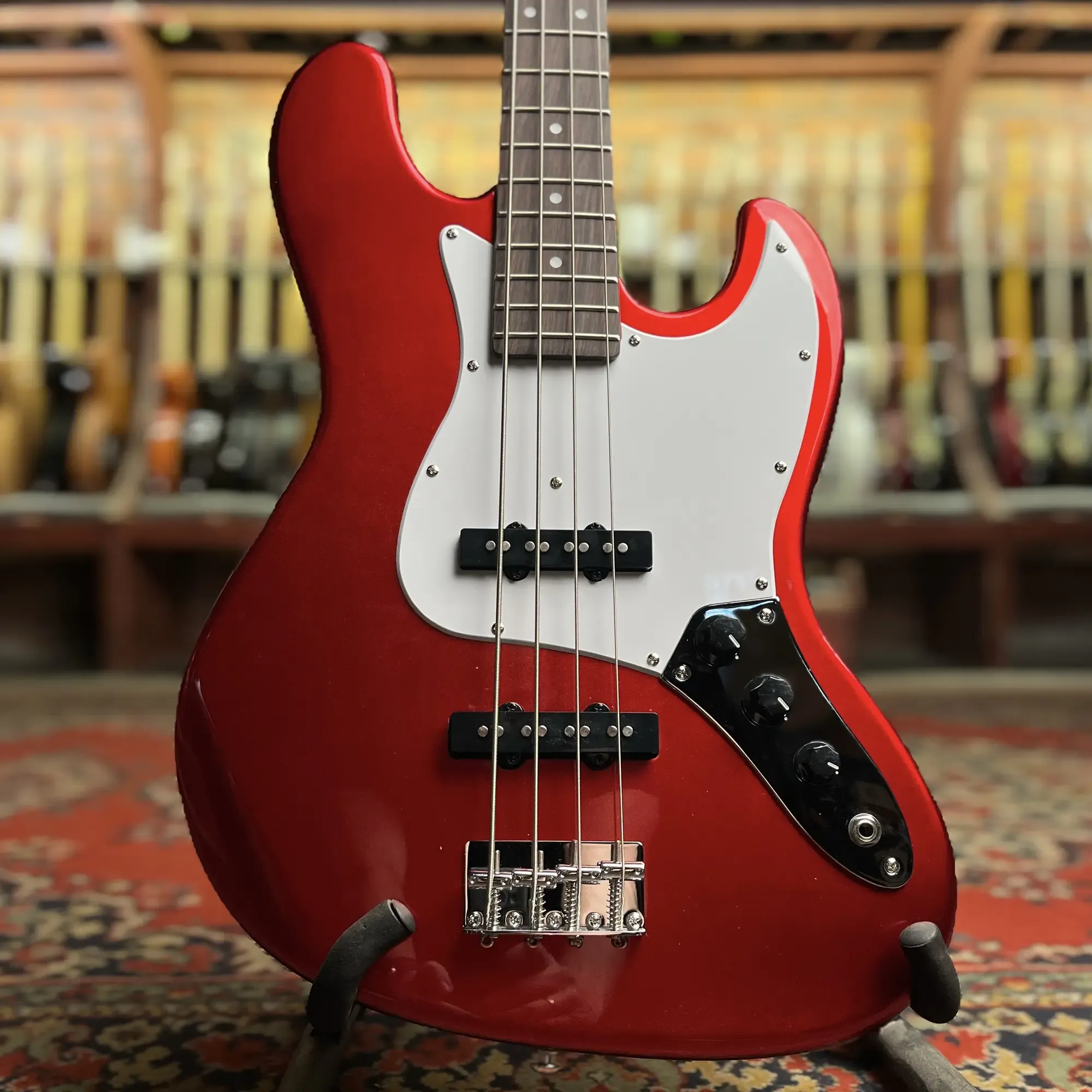 Бас-гитара J&D Guitars JB Jazz Bass Red