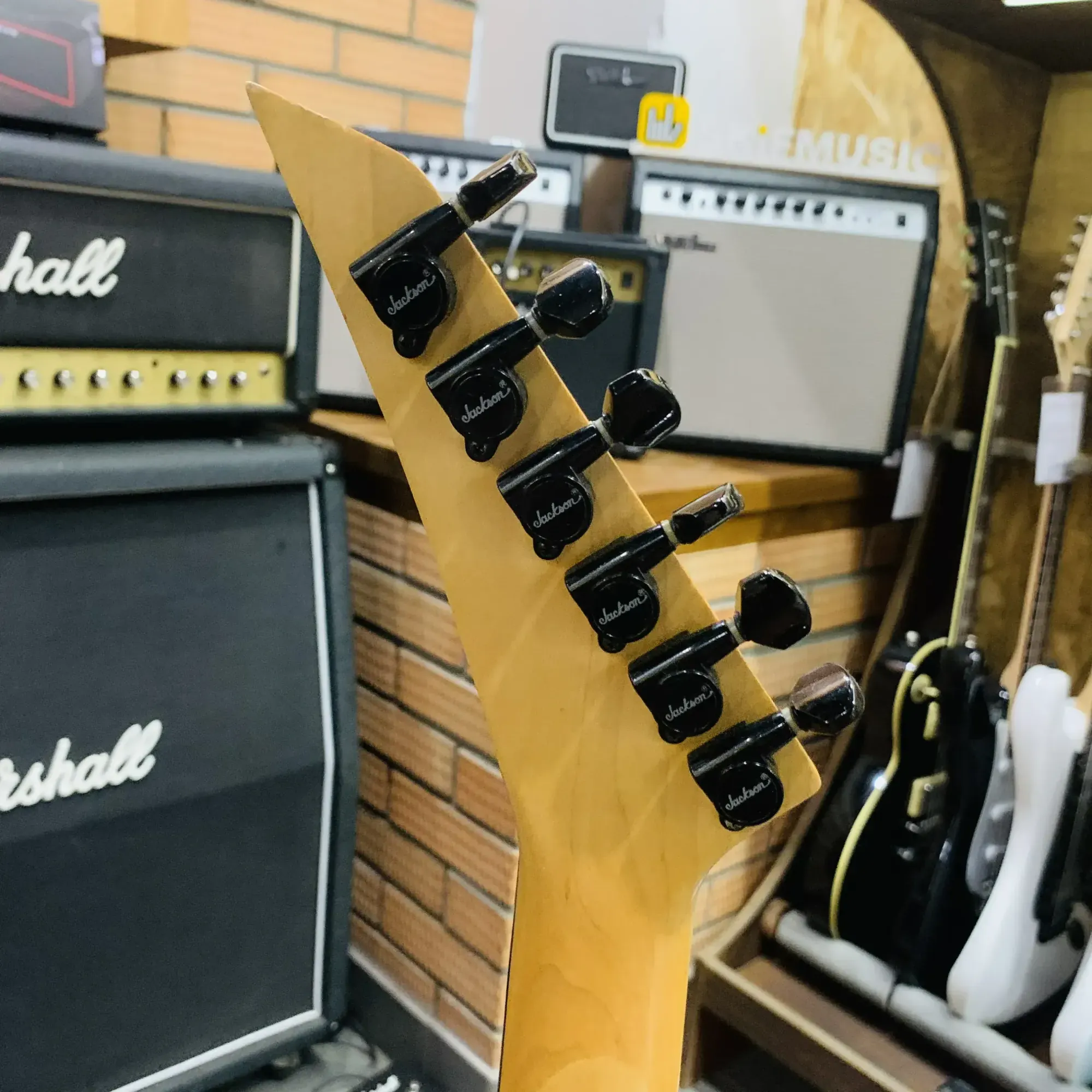 Изображение №16