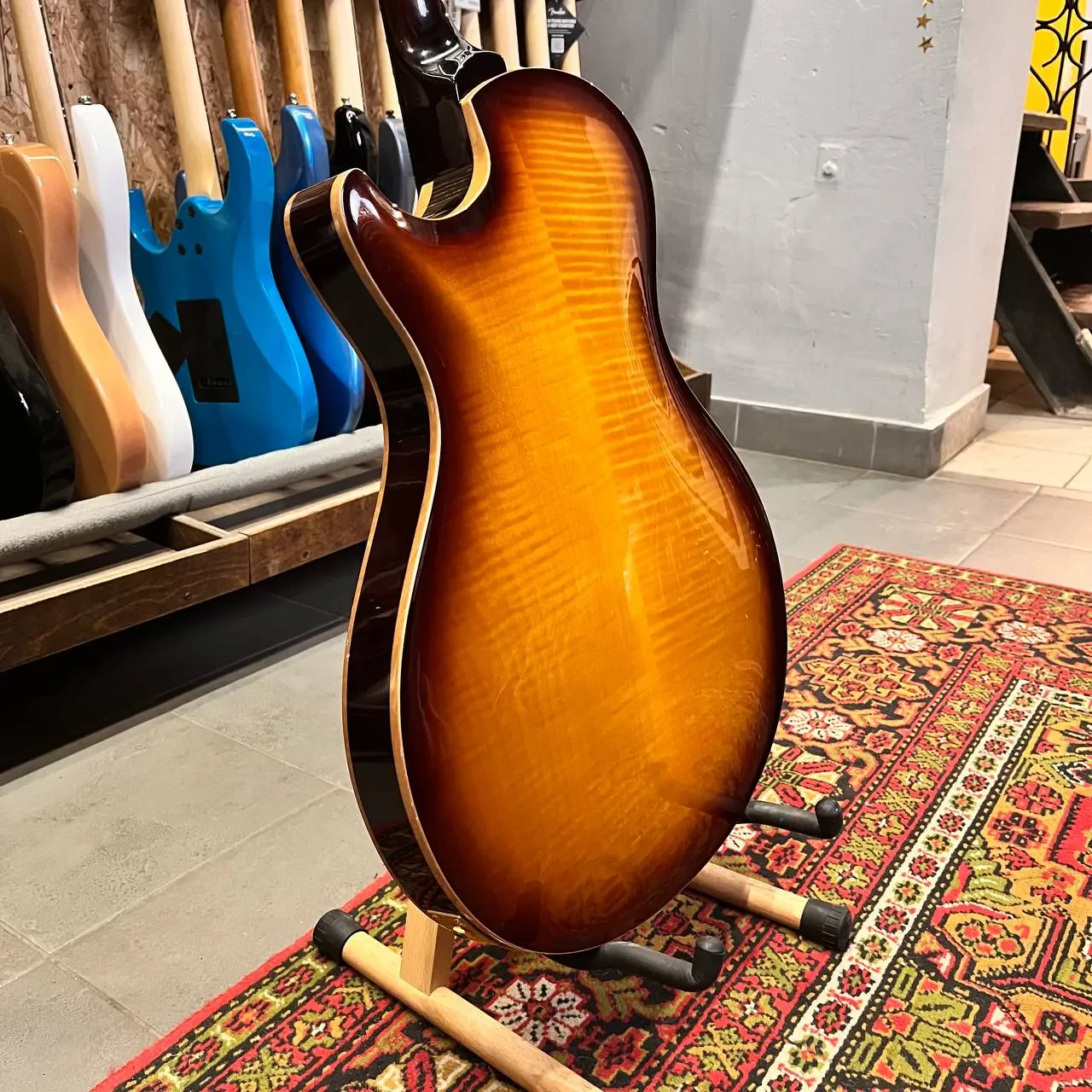 Изображение №19