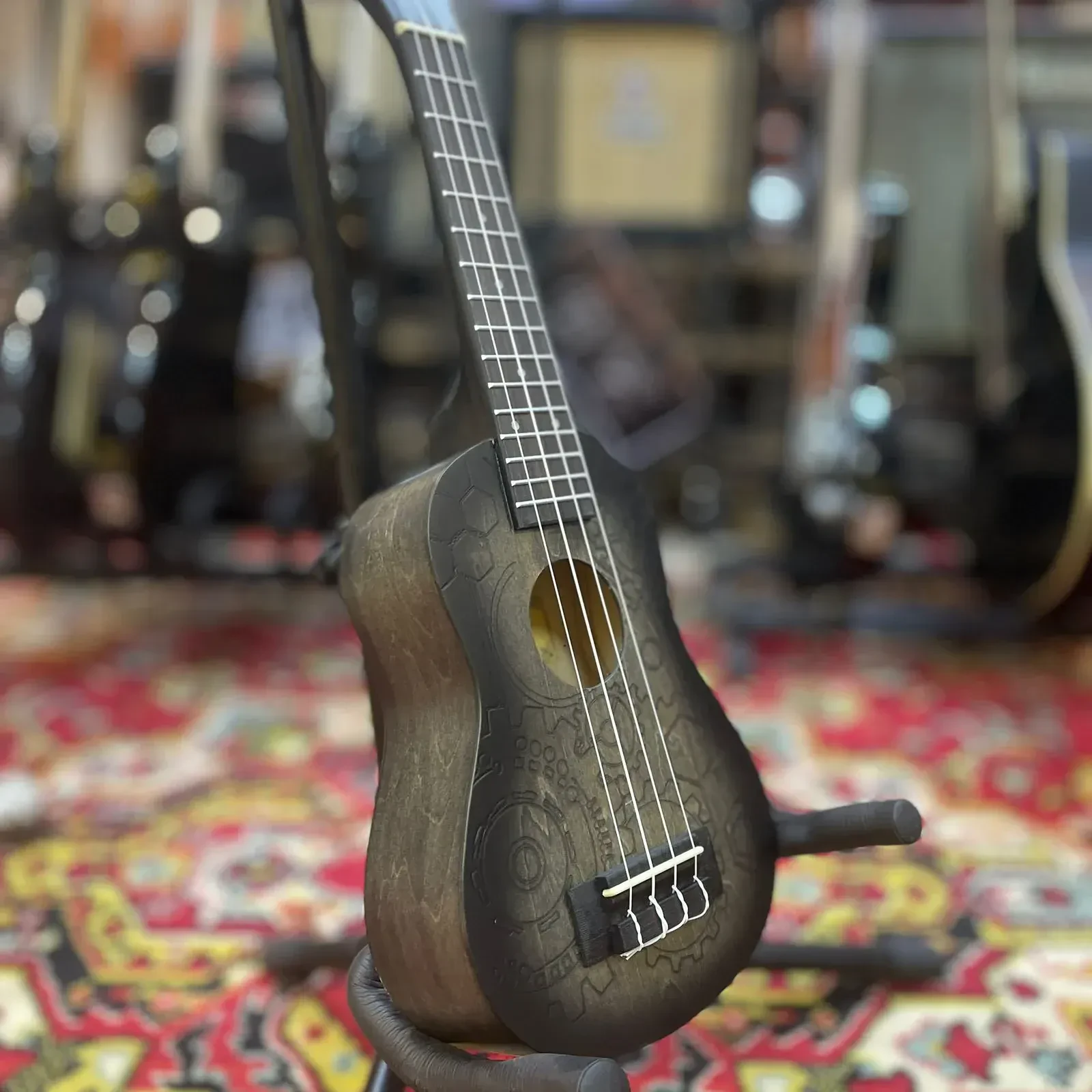 Изображение №10