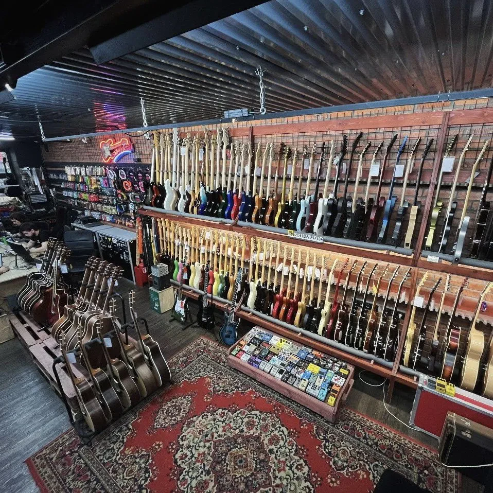 SKIFMUSIC — музыкальный магазин в Москве