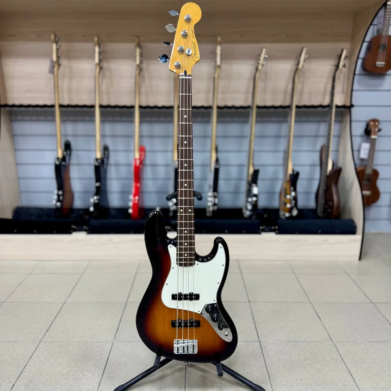 Бас-Гитара FENDER Player II Jazz Bass 3-Color Sunburst 2024s