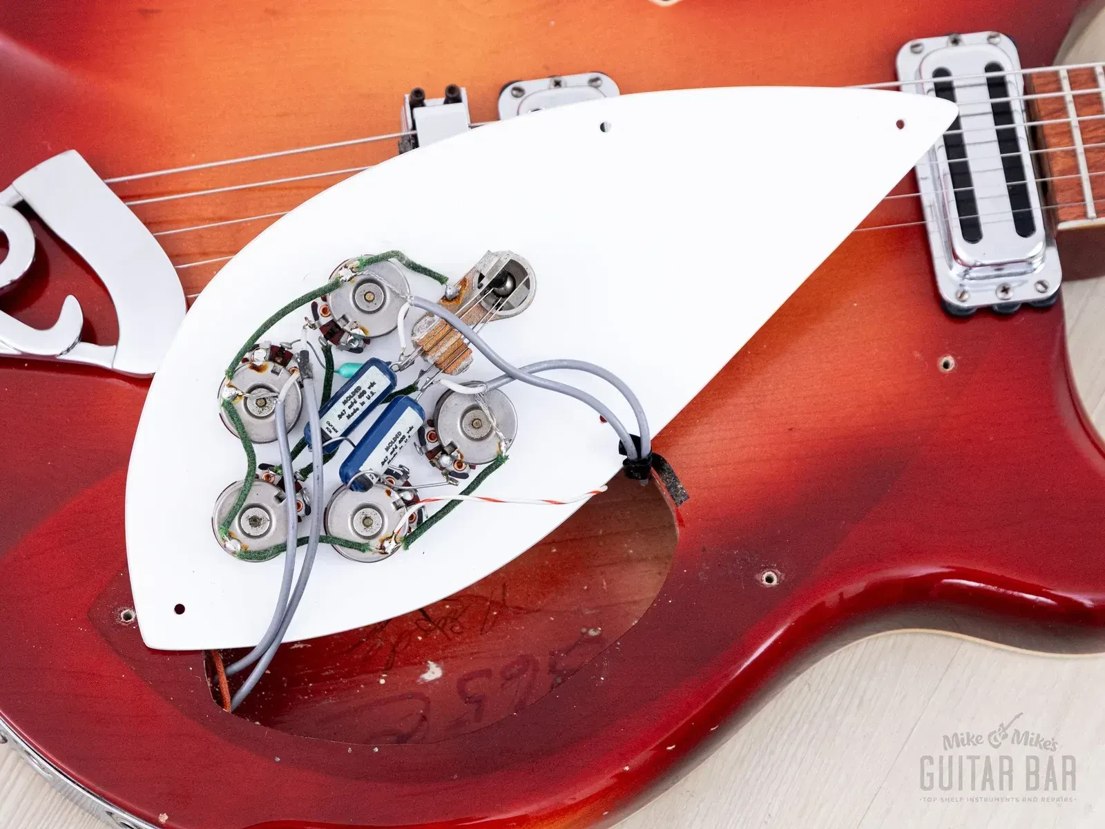 Изображение №19