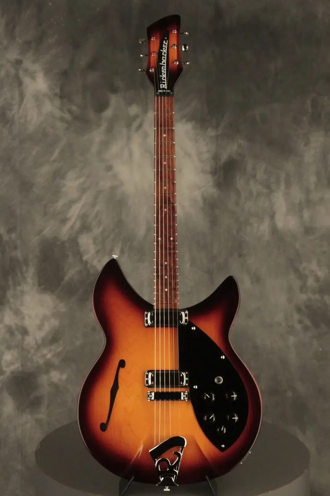 Электрогитара полуакустическая Rickenbacker 330S Rose Morris 97' TBG Tobacco Glo USA 2012