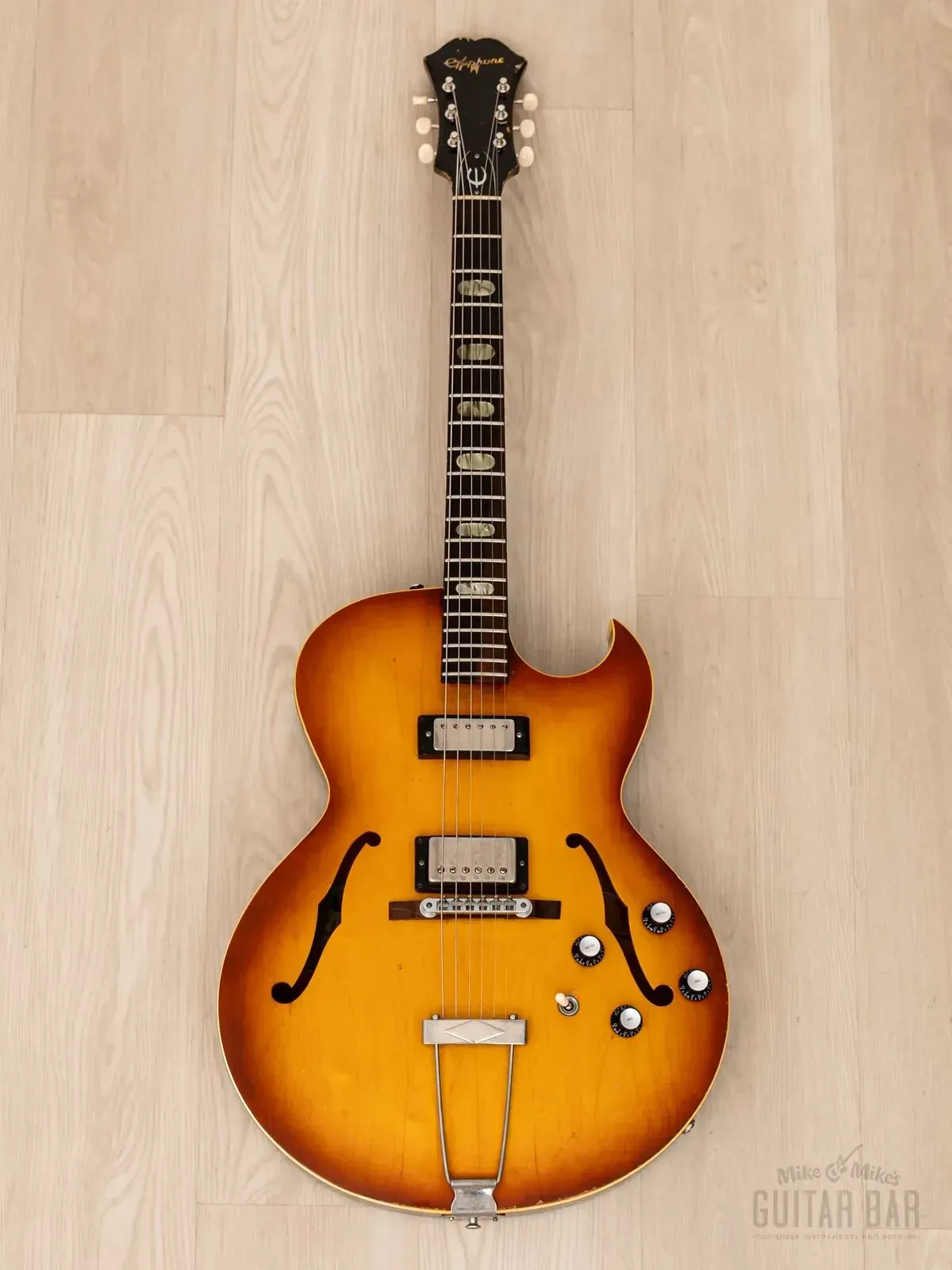Электрогитара полуакустическая Epiphone Sorrento E452T Hollow HH Sunburst w/case USA 1964