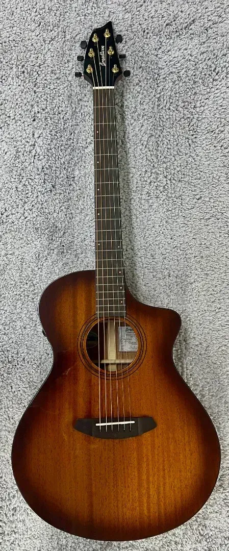 Б/У Электроакустическая гитара Breedlove Organic Wildwood Pro Concert CE (корпус Concert, с вырезом, цвет тигровый глаз)