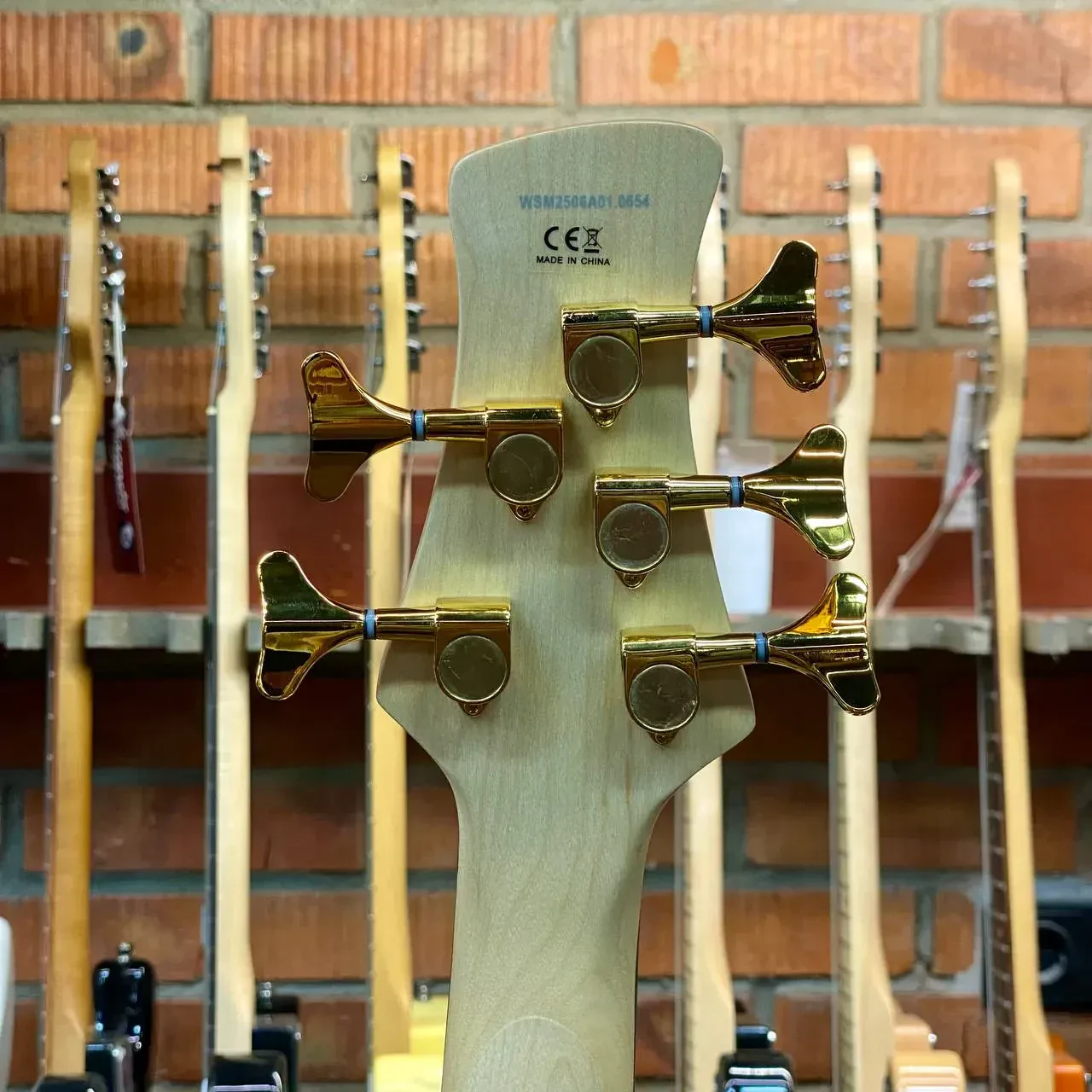 Изображение №6