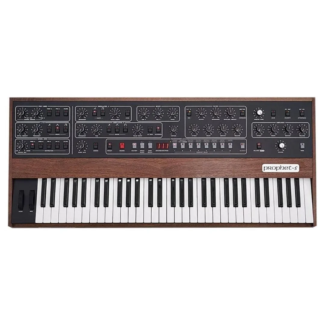 Б/У Синтезатор Sequential Circuits Prophet 5 аналоговый, 5-голосный