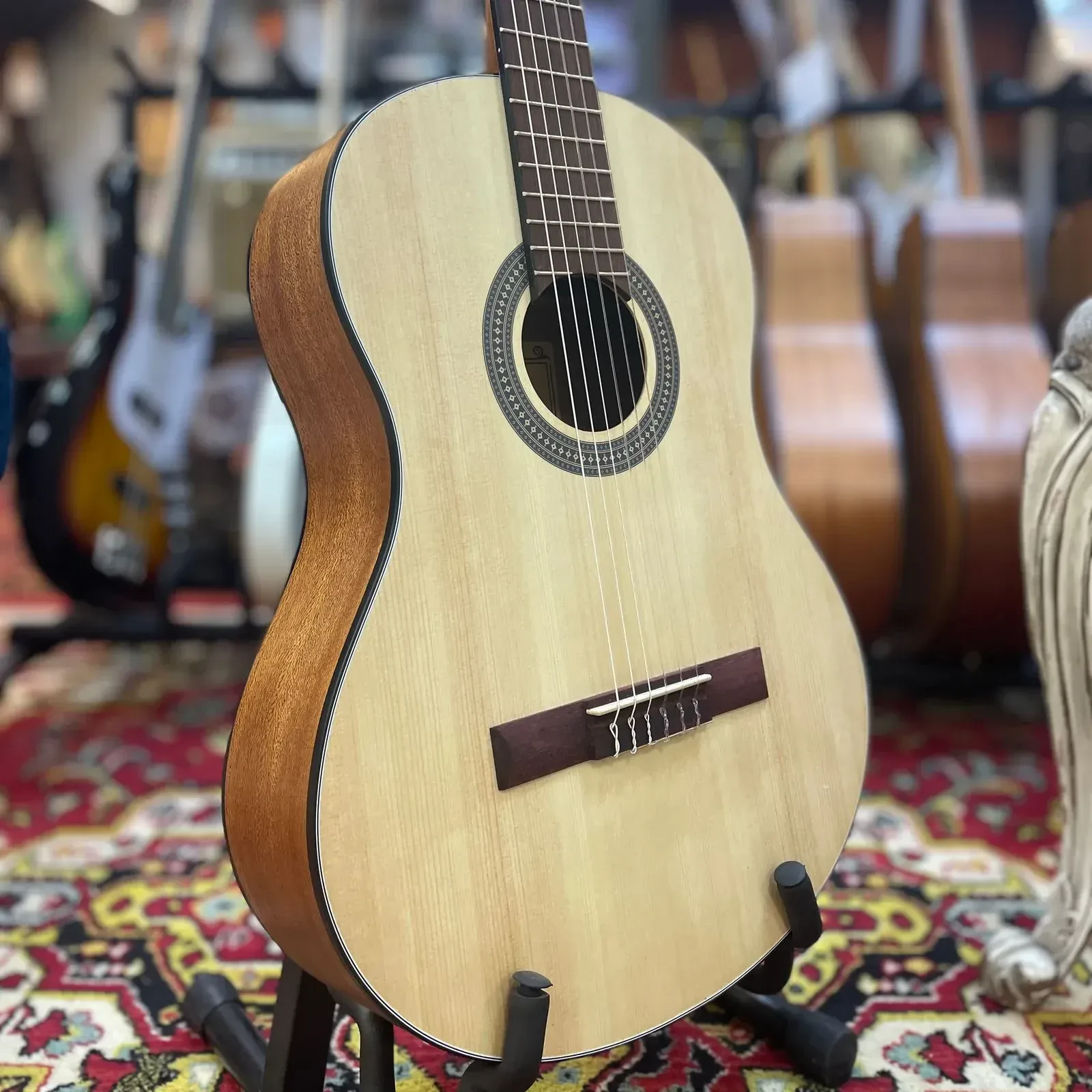 Изображение №5