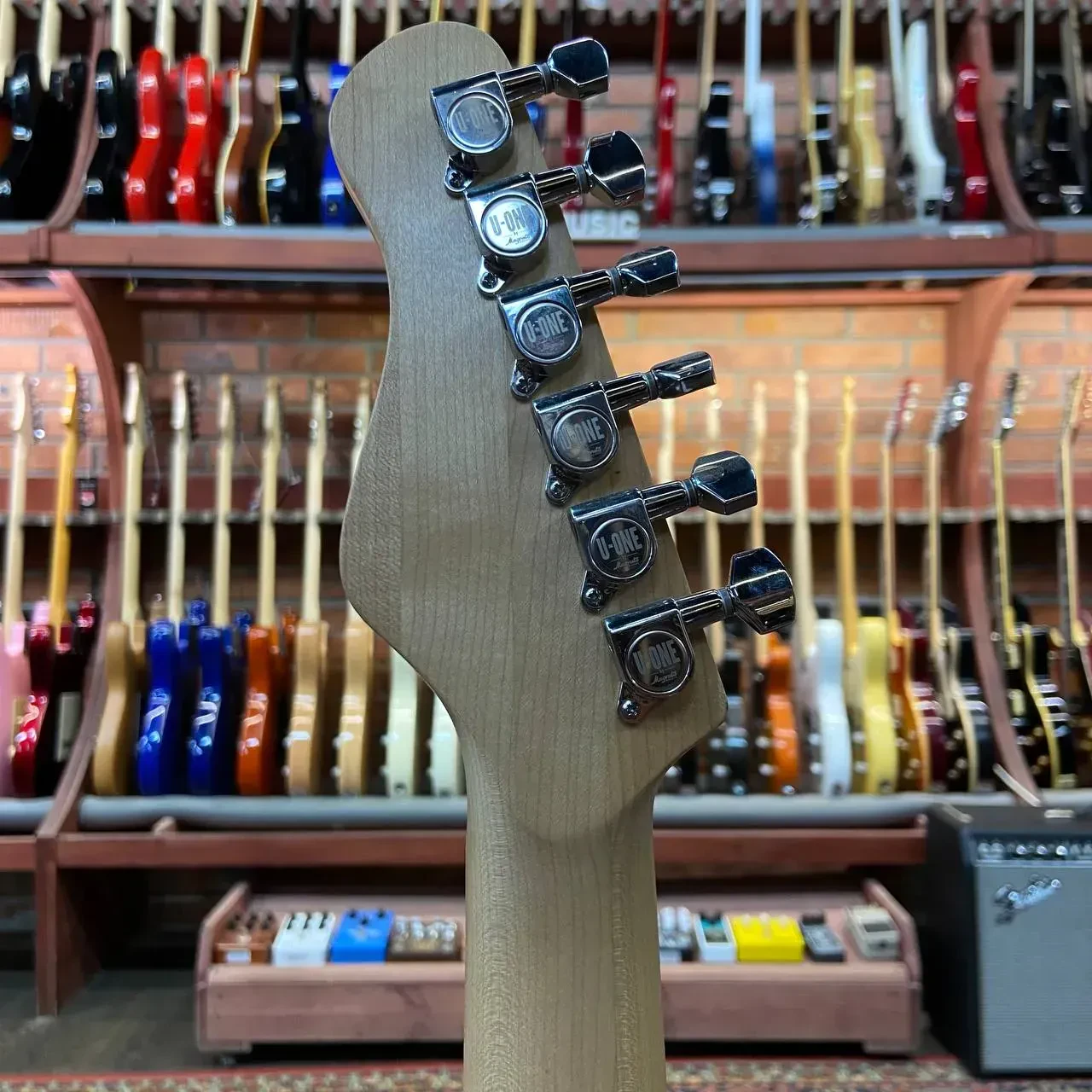 Изображение №4