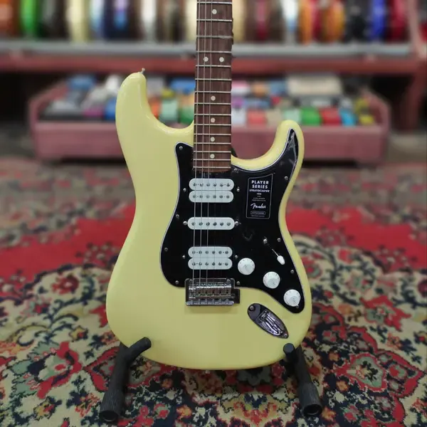 Электрогитара Fender Player Stratocaster HSH Buttercream Mexico 2020