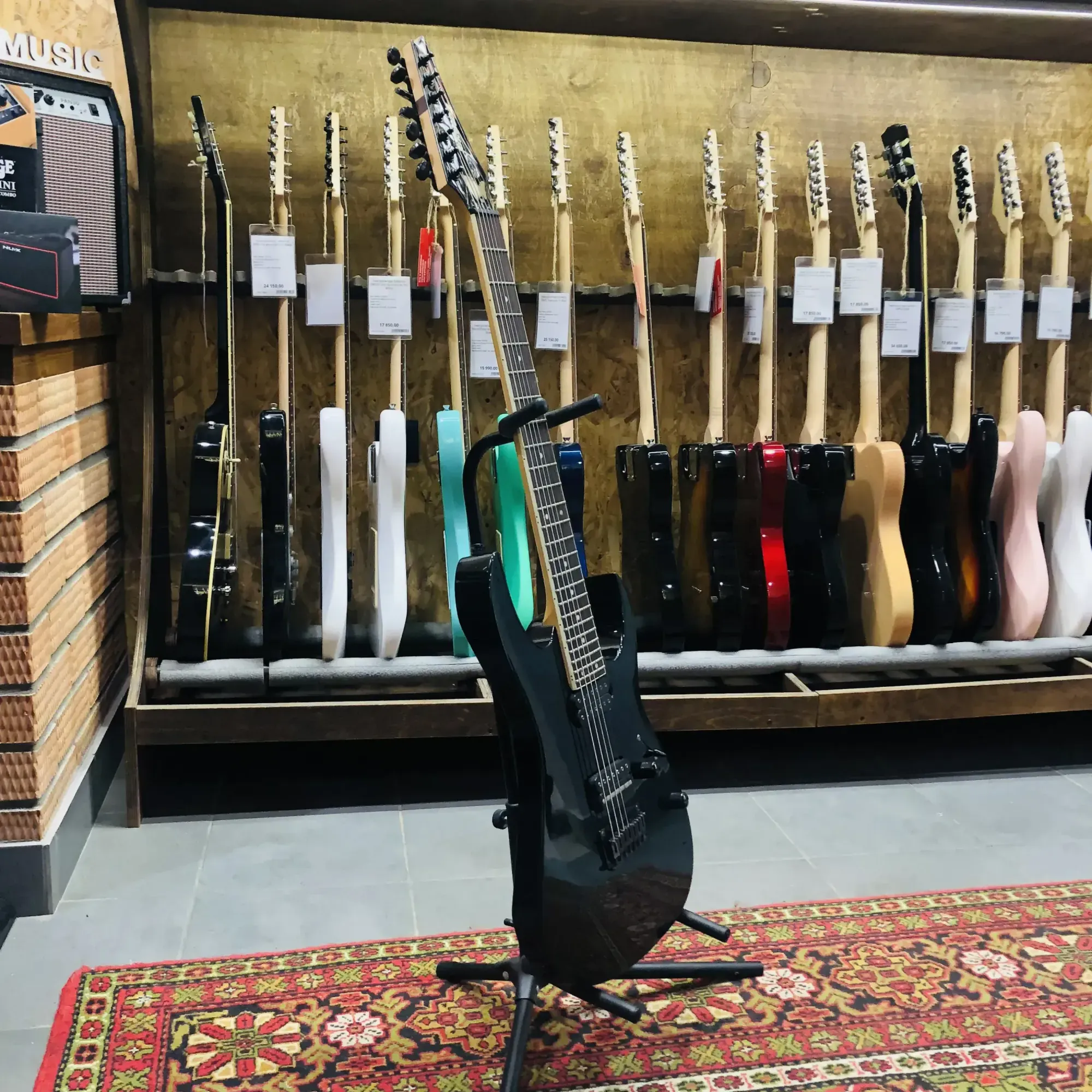 Изображение №6