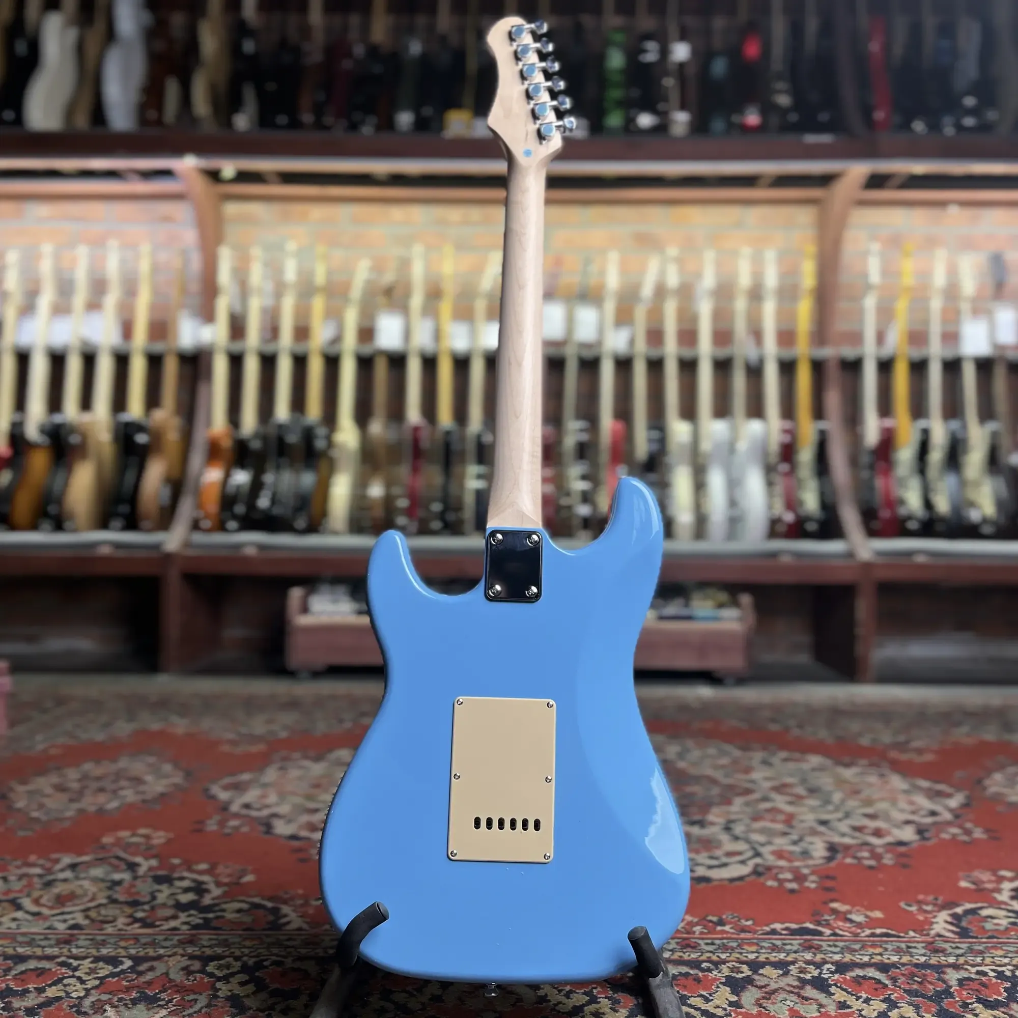 Изображение №4