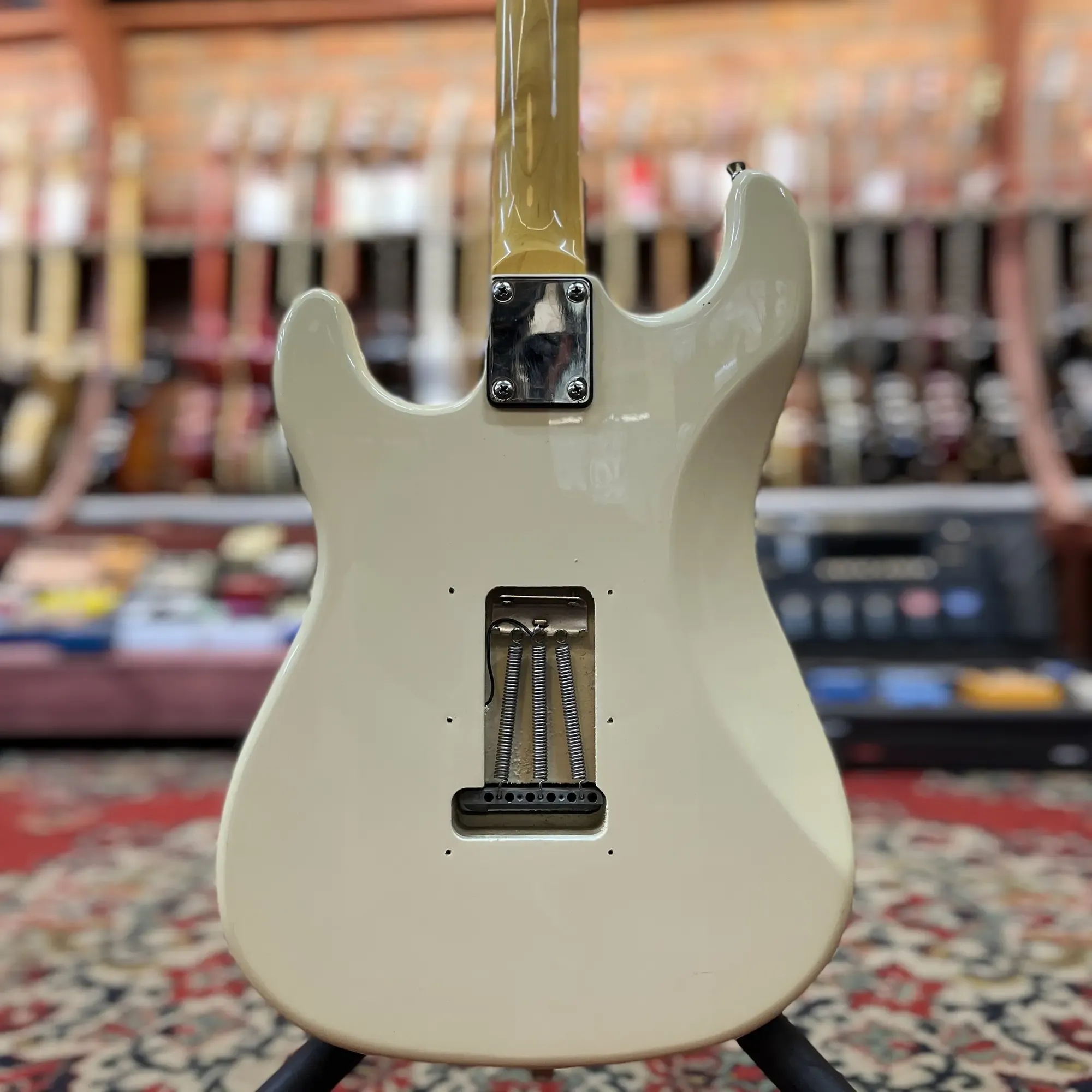 Изображение №4