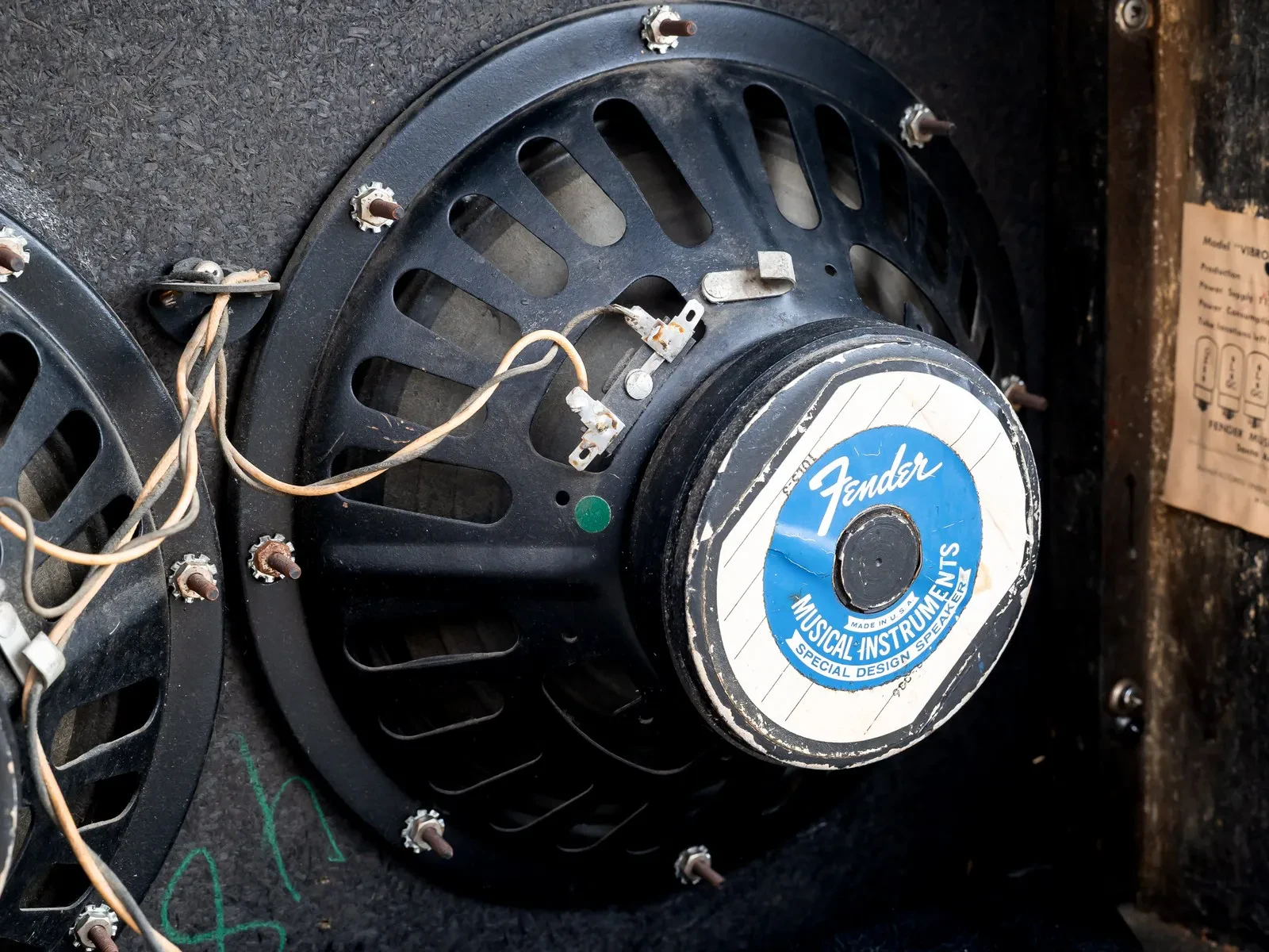 Изображение №11