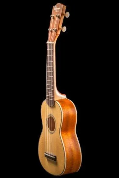 Ohana Ukuleles SK-22 Solid Spruce And Mahogany Soprano with Gig Bag - Blem