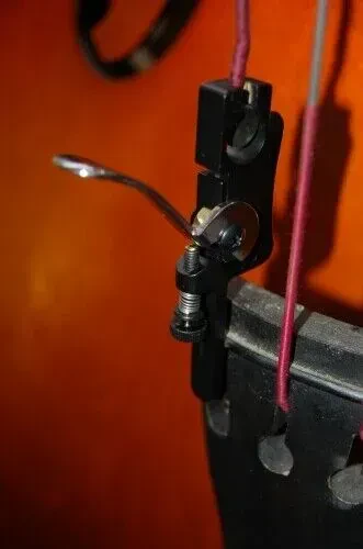 Детюнер для контрабаса/виолончели Hipshot BT11 FreeRange Xtender