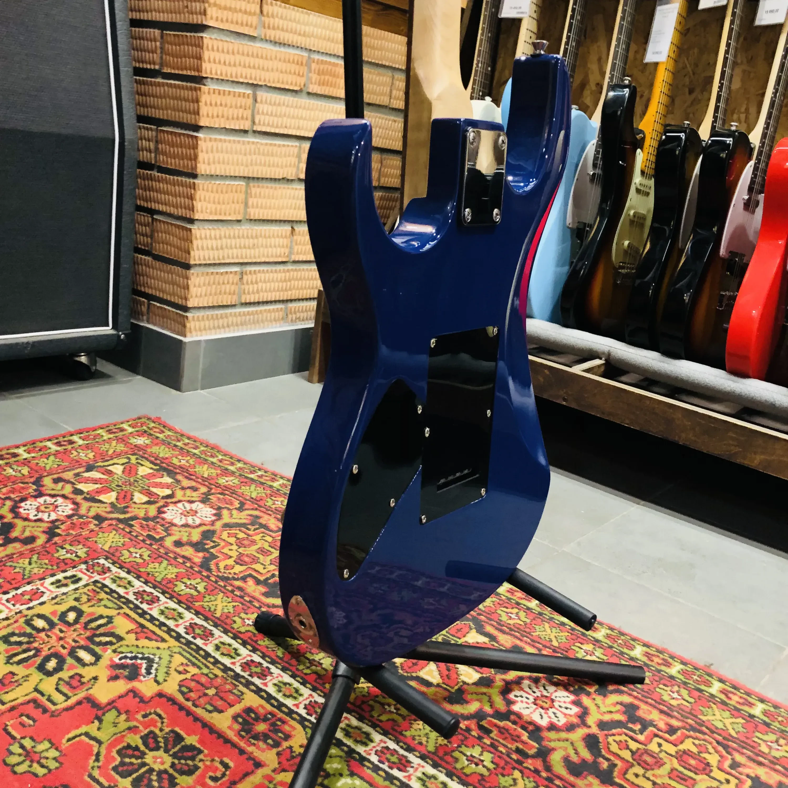 Изображение №11