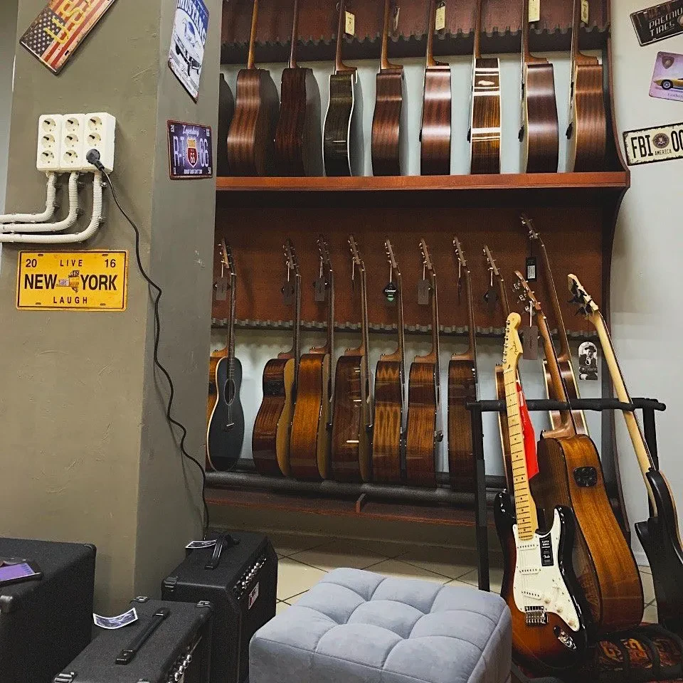 SKIFMUSIC — музыкальный магазин в Казани