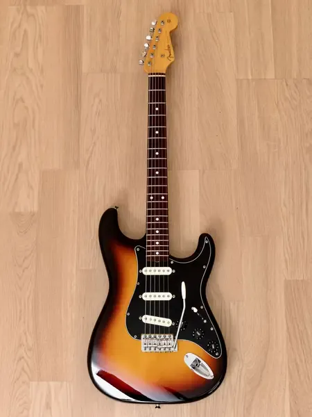 Электрогитара Fender Stratocaster '62 Vintage Reissue ST62-58 SSS Sunburst w/gigbag Japan 2004