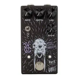 Педаль эффектов для электрогитары Walrus Audio Julia V2 Analog Chorus/Vibrato Effects Pedal, Onyx Limited Edition