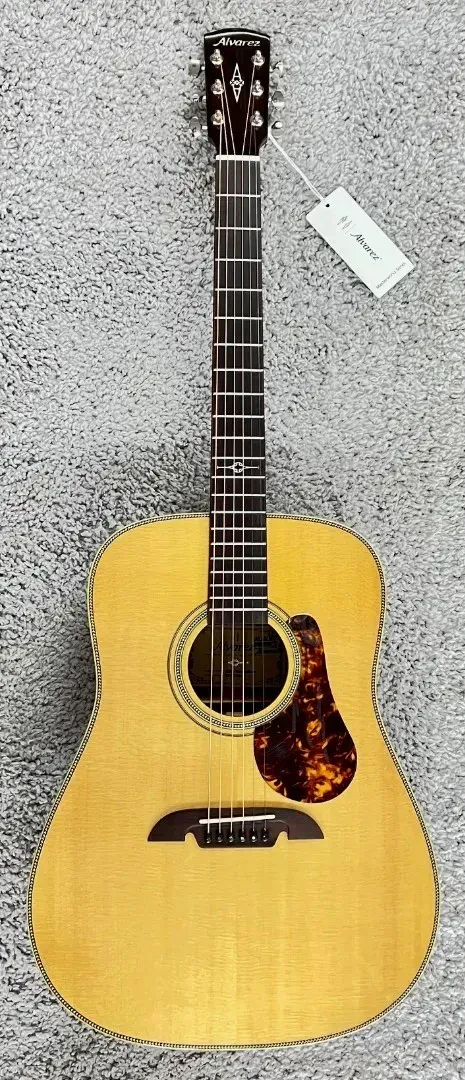 Alvarez Masterworks MD60HB All Solid Bluegrass Dreadnought Acoustic Guitar w/Bag