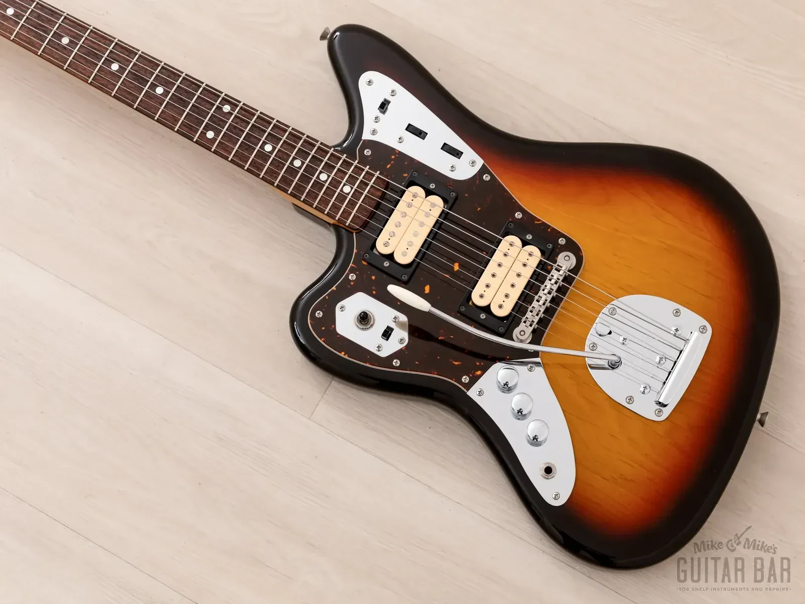 Б/У электрогитара Fender Jaguar HH Kurt Cobain HJG-66KC VI Ikebe Limited Model