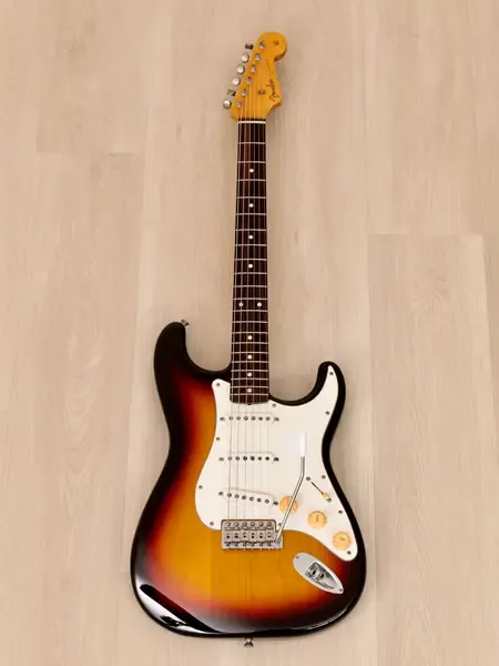 Электрогитара Fender Stratocaster '62 Vintage Reissue ST62-58US SSS Sunburst w/gigbag Japan 2005