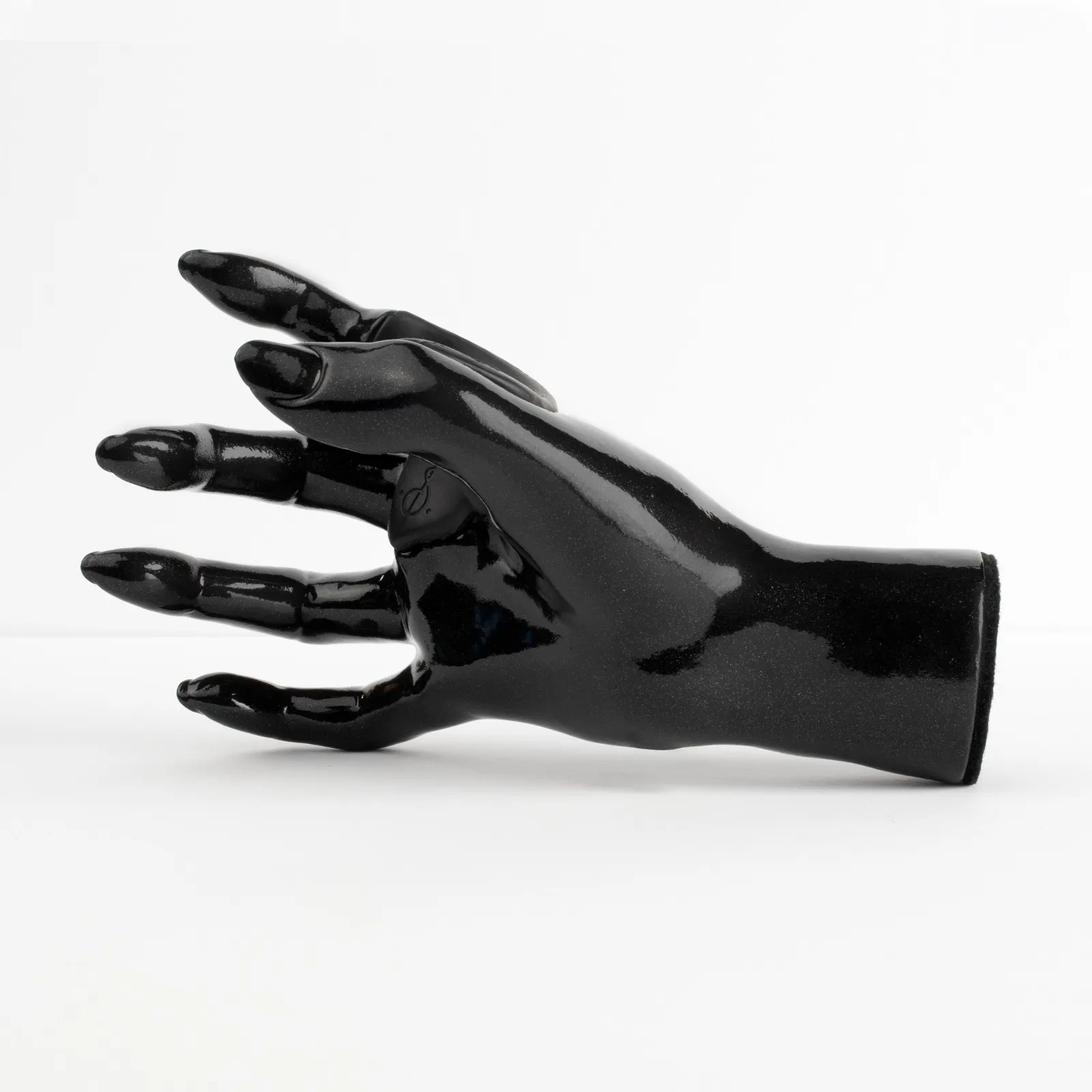 GUITAR GRIP The Valkyrie, Black Metallic, Right